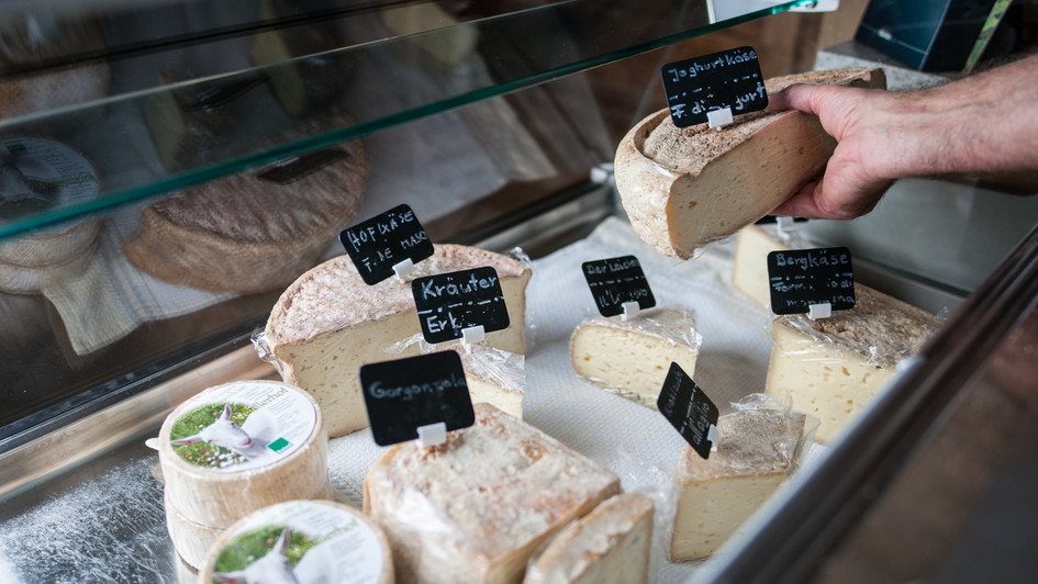 Handmade farmer cheese in our Hotel in South Tyrol