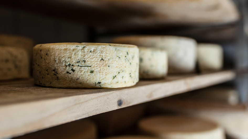 Original Gsieser Bio Käse im Naturhotel im Pustertal Formaggio nel hotel la Casies in Val Casies